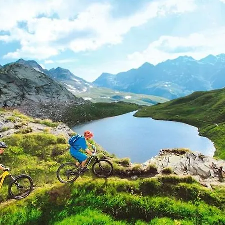 Realp-Andermatt Nature Retreat: Mountain Biking, Skiing, and Scenic Train Access Exterior photo