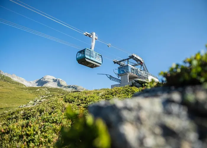 Realp-Andermatt 3,5 Locali Giardino Privato In Mezzo La Natura, Spettacolare Per Appassionati Montanbike, Pesca Ecc In Inverno Fai Sci Di Fondo Dal Giardino E Con Il Treno Davanti A Casa Si Raggiunge In 5Min Il Comprensorio Scistico Di Andermatt