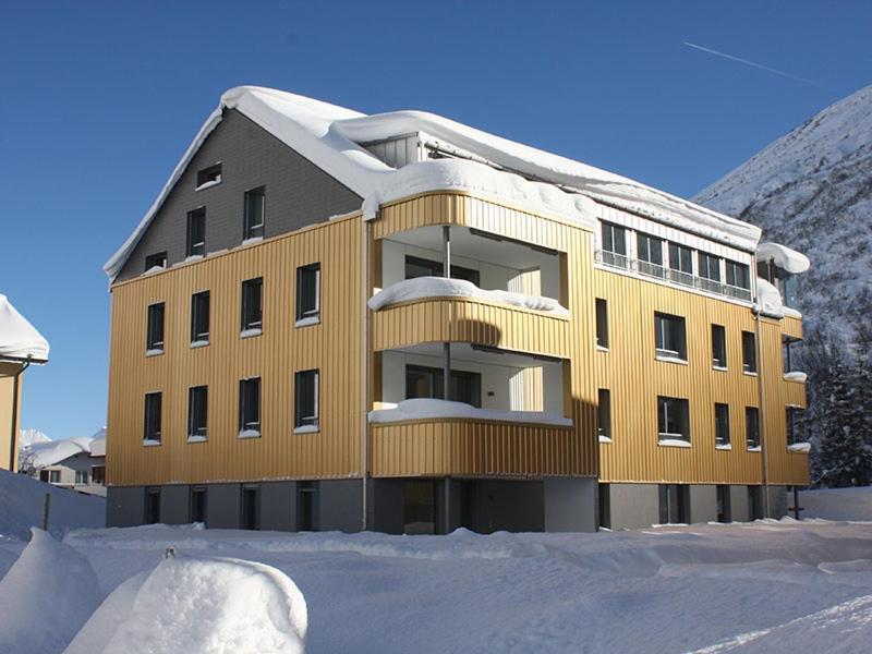 Realp-andermatt Nature Retreat: Mountain Biking, Skiing, And Scenic Train Access * Realp